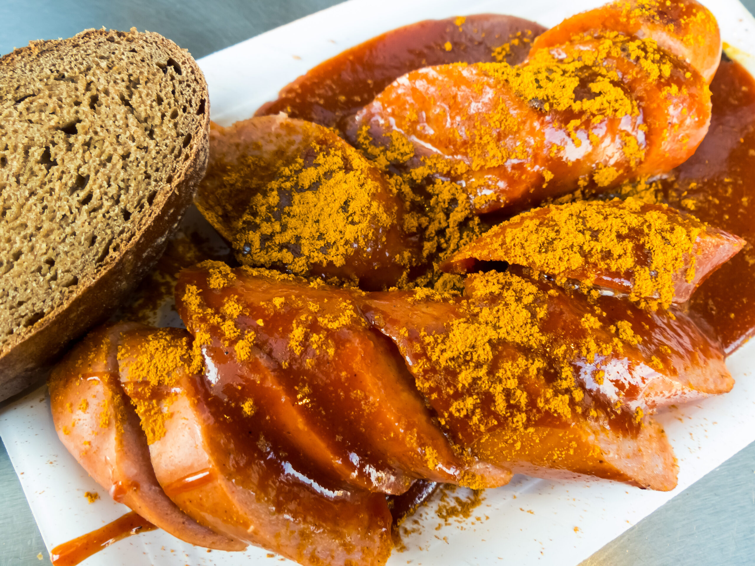 Currywurst von einem Fastfood-Stand